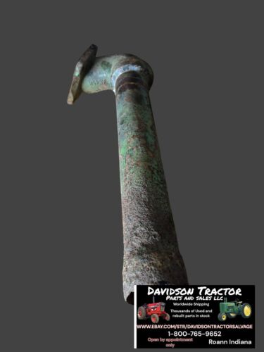 JOHN DEERE A845R UnStyled A TRACTOR UPPER WATER CASTING with PIPE