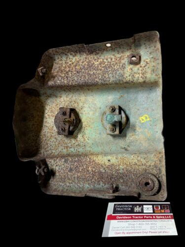 B1542R * John Deere B Dash * Good Threads * 2 Hole * Fits 60,000-200,999 * USA!
