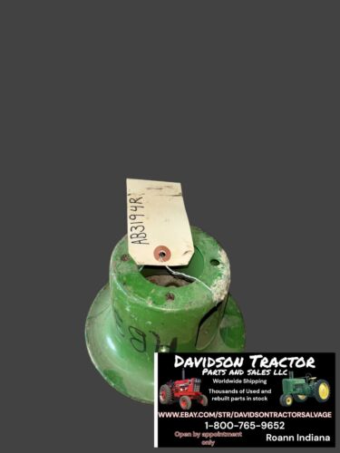 NEW OLD STOCK  SHIFT QUADRANT HOUSING FOR JOHN DEERE B TRACTOR AB3194R