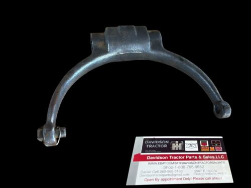F1398R John Deere Clutch Fork For 70, 720, 730 Tractors JD Part