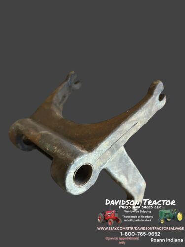 Used PTO Clutch Fork fits John Deere 3020 500A 500 500A 500 AR32712 R33796