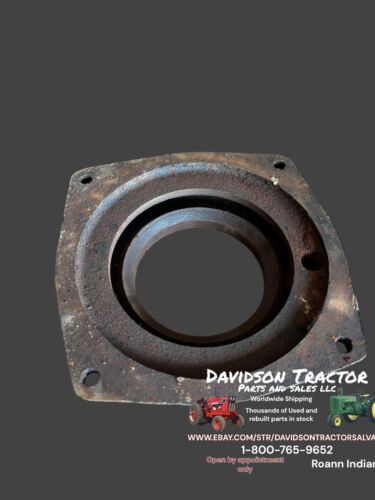 JOHN DEERE A4399R FLYWHEEL CRANKCSHAFT COVER 60 TRACTOR