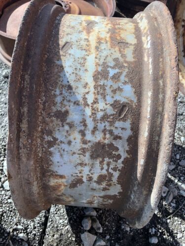 International Harvester 504 Utility 12x28 Spin Out Rim W/Center