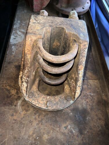 International Farmall 806 IH tractor ORIGNAL M&W 9 bolt 2 7/8 axle hub 3 U bolts