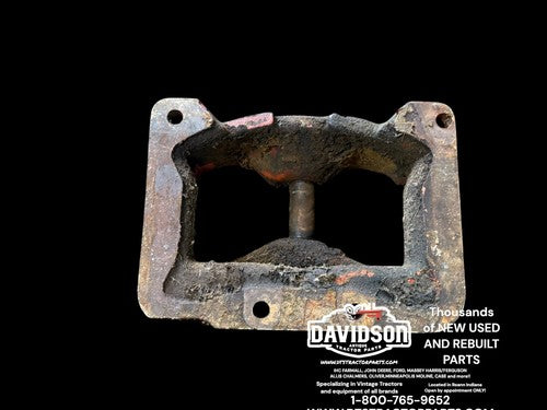 International Farmall 444 IH tractor frontend front axle carrier mount bracket