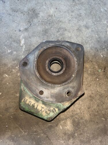 John Deere M MT M341T Hydraulic Pump Housing Antique Tractor