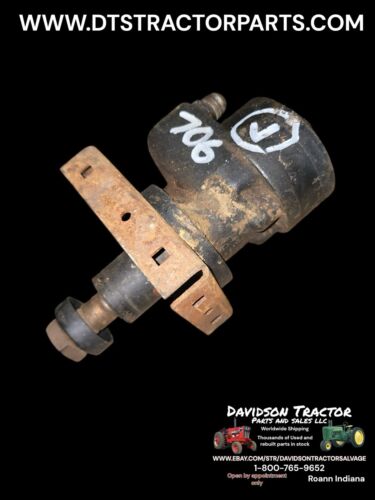 Good Used Farmall IH 706 Gas Tractor Power Steering Hand Pump