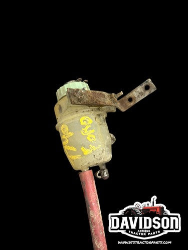 Ford 7740 Tractor reservoir