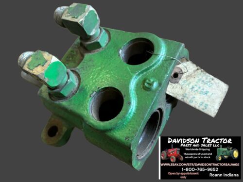 John Deere RH Breakaway Coupler R39109