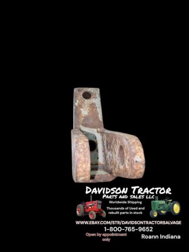IH International Harvester 584 Lower Link bracket