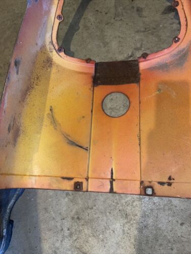 IH FARMALL 424 444 2444 TRACTOR CENTER FUEL TANK HOOD - NICE