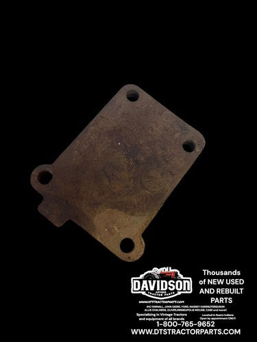 366583R1 IHC Farmall 230 240 Hydraulic Valve Cover Antique Tractor