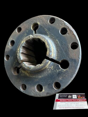 John Deere B Original 12 Spline Rear Wheel Hub & Collar B2188R Antique Tractor