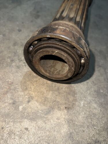 ORIGINAL IH FARMALL  300 350   TRACTOR -TRANSMISSION LOWER SHAFT Antique Tractor