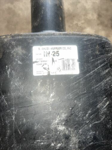 MUFFLER fits INTERNATIONAL 534546R1 534546R6 534546R3 1066 1466 1566