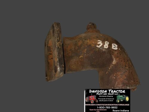 John Deere B403R Water Pipe Casting Neck Antique Tractor  1938 B