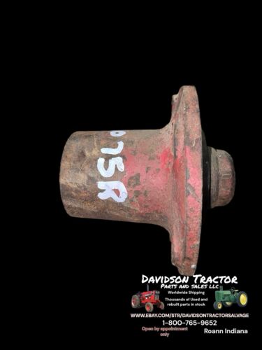 Used Farmall Cub Front Wheel Hub Antique Tractor