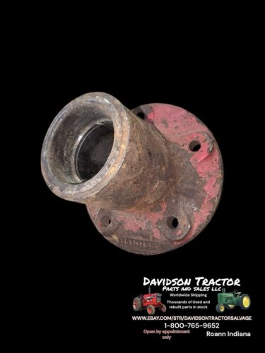 Used Farmall Cub Front Wheel Hub Antique Tractor