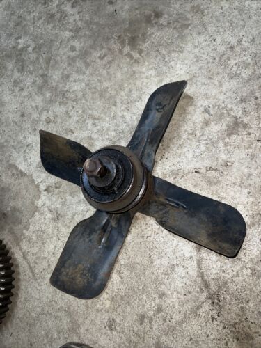 Farmall / IH Cub Tractor Front Fan Blade Assembly With Pulley