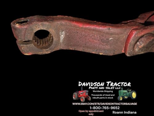 USED  BRAKE BAND LEVER ARM FOR IH C TRACTOR 351205R1