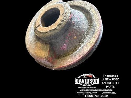 International 484 D-179 Pulley-front Crankshaft 1808484C1 Antique Tractor