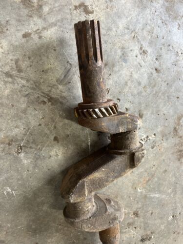 Genuine Used John Deere B Sn 201000- Tractor Crankshaft AB2752R B1847R