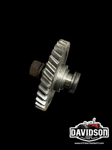Used Transmisson Idle Gear fits White 2-44 fits Oliver 550 1E1035 162129A ES1035