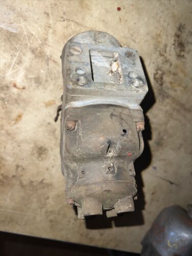 Farmall Regular Tractor Fairbanks Morse J4A11 Base Mount Magneto Rebuilder