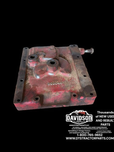 1970 Farmall IH 826 Tractor Transmission Shift Cover Plate 399045