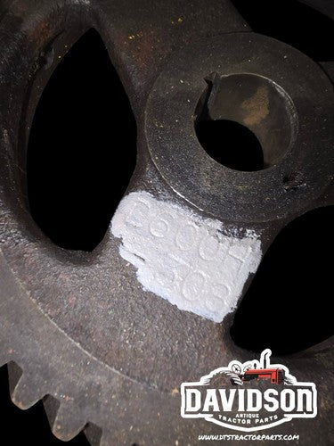 White Tractor  Camshaft Gear B153A, F400H-401, D600H308