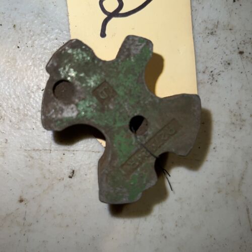 John Deere 20 series Tractor hydraulic line guide bracket Tag #112