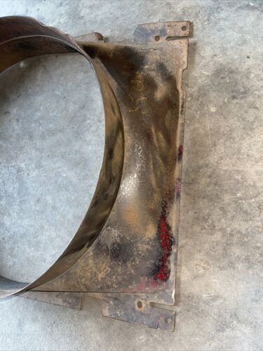 Farmall 504 diesel rowcrop tractor orignal IH radiator fan shroud
