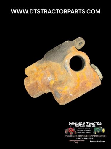 JOHN DEERE R50384 OIL COOLER BY PASS HOUSING 404 466 6404 6466