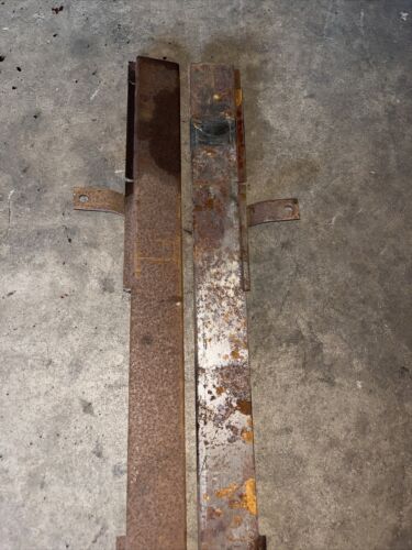 International 364 354 Tractor Under hood skirts PAIR
