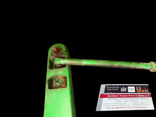 JOHN DEERE B STEERING SUPPORT  B2533R
