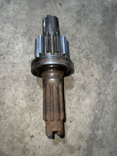 Farmall SM Super M 400 450 Bull Pinion Shaft Antique Tractor