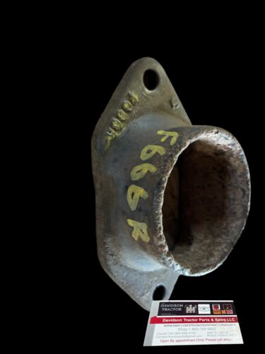 John Deere G Lower Cylinder Head Water Pipe Casting F666R
