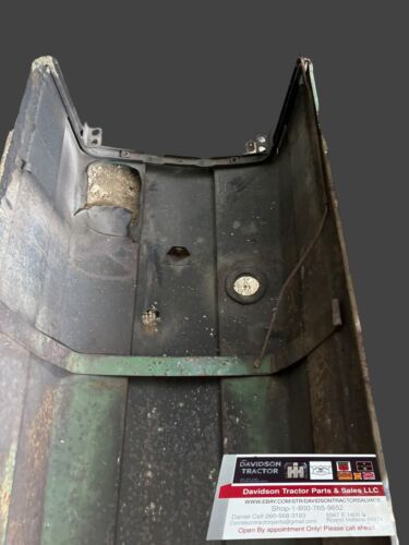AA6481R John Deere 60 Hood  Nice Original Fits S/N 6035350 up Antique Tractor