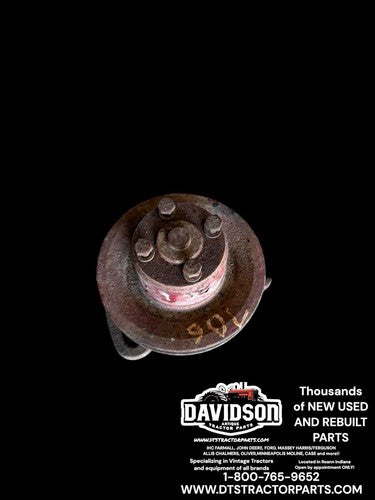 International 560 656 706 D282 Fan Pulley W/mounting Bracket Antique Tractor