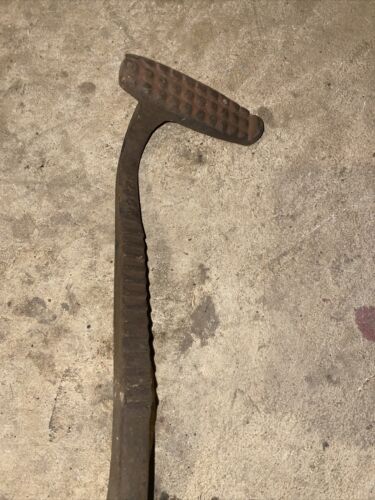USED JOHN DEERE B TRACTOR RH BRAKE PEDAL B236R