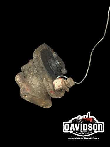 IH International Farmall C-135 Distributor Drive Housing Antique Tractor
