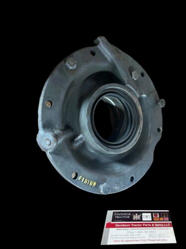 John Deere 70 diesel right hand main bearing housing F1919R Antique Tractor