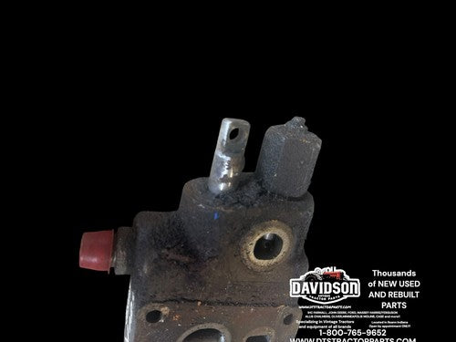 JI Case 580K Hydraulic Valve Assembly