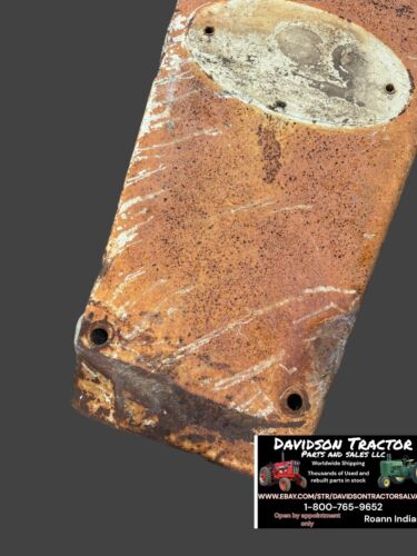 IH Farmall 340 460 Utility Original Radiator Left Side Panel 369261R11 Tractor