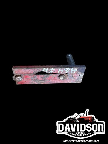405579R1 IH International 464 Front Axel Bracket Antique Tractor