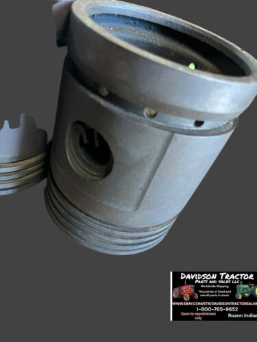 Used John Deere H Tractor Piston Pair STD H212R Antique Tractor