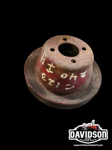 IH Farmall 240 C-123 Fan Pulley Assembly Antique Tractor