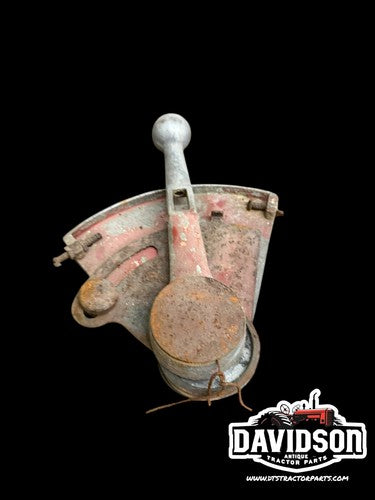 International Farmall 560 Single Hydraulic Handle Antique Tractor