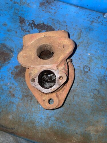 Farmall 300 350 400 450 distributor housing