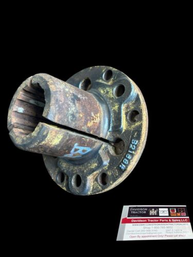 John Deere B Original 12 Spline Rear Wheel Hub & Collar B2188R Antique Tractor